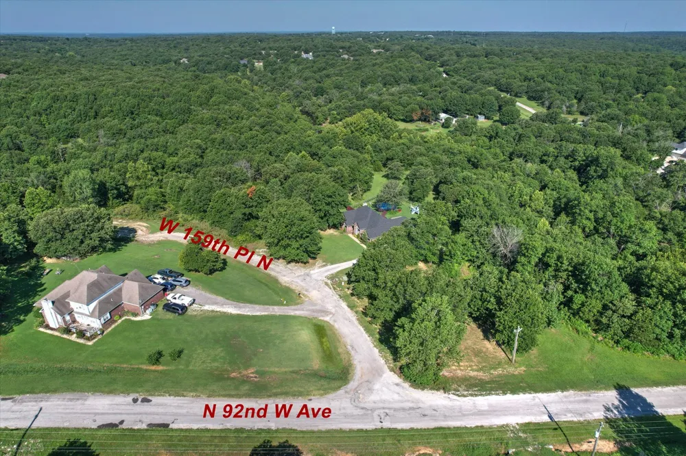 3 W 159th Place Skiatook, OK 74070