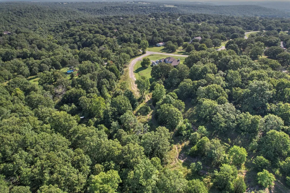 3 W 159th Place Skiatook, OK 74070