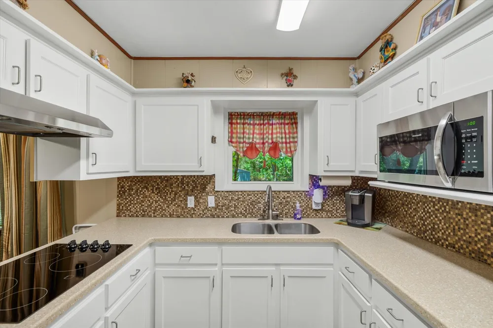 1207 Lakeside Drive Grand Saline, TX 75140