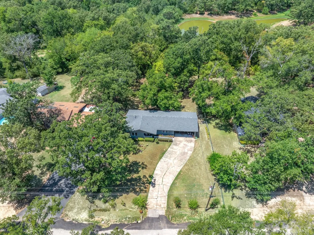 1207 Lakeside Drive Grand Saline, TX 75140