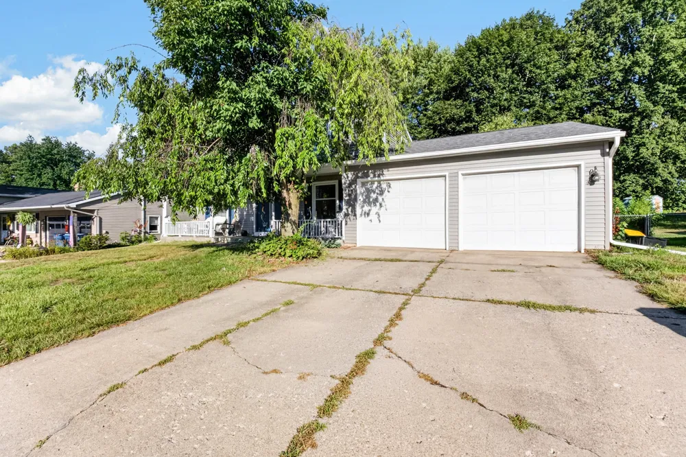 145 Lincolnwood Drive Battle Creek, MI 49015