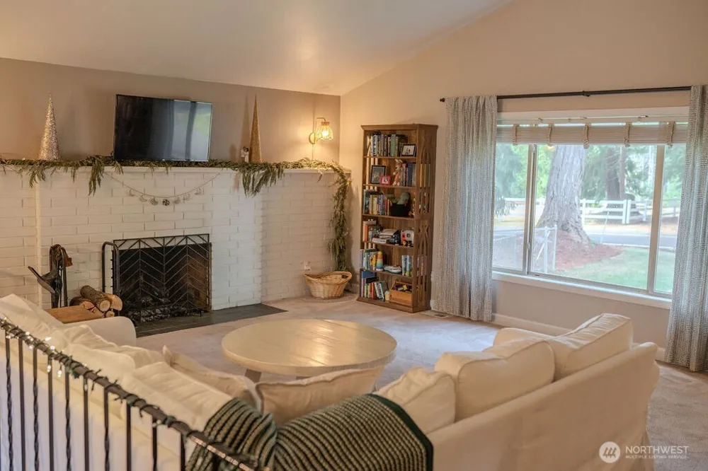 158 Brockway Road Chehalis, WA 98532