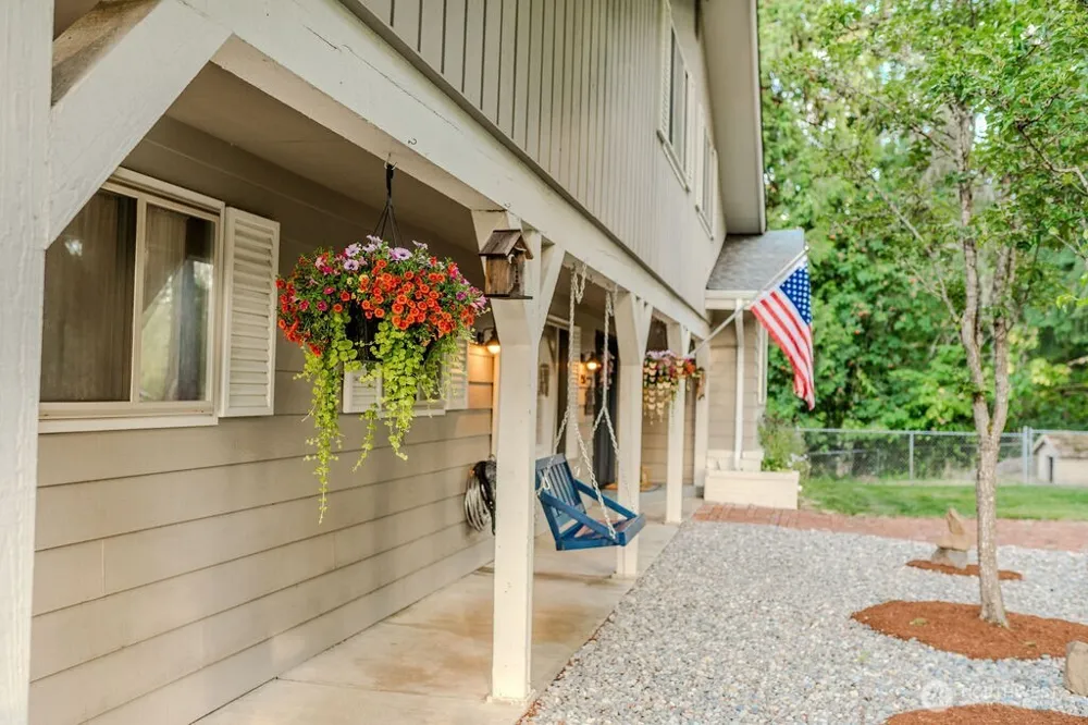 158 Brockway Road Chehalis, WA 98532