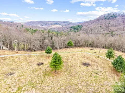 527 North Robinson Creek Road