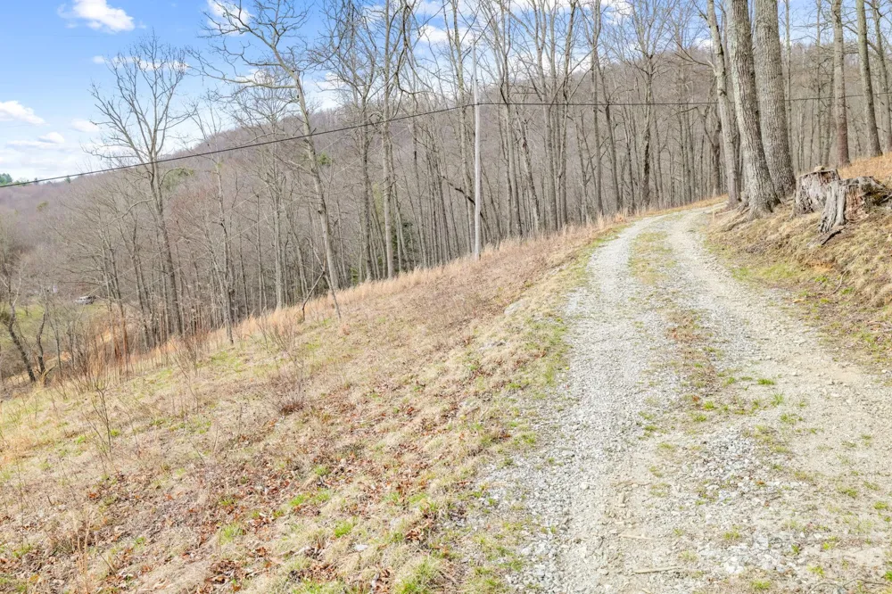 527 North Robinson Creek Road Glenville, NC 28736