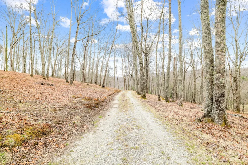 527 North Robinson Creek Road Glenville, NC 28736