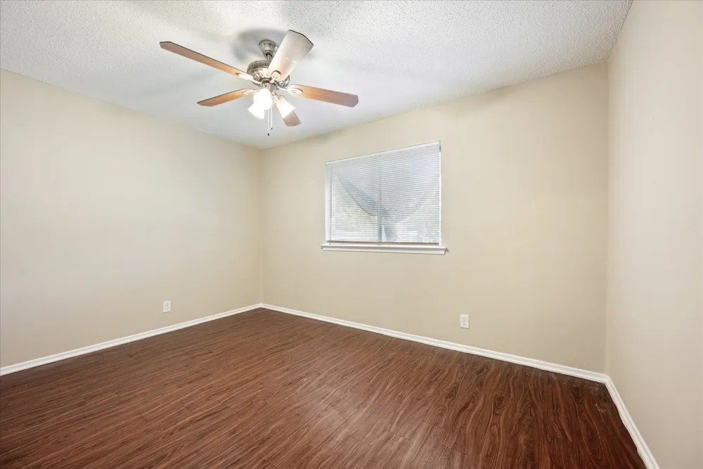 5945 Jackie Terrace Watauga, TX 76148