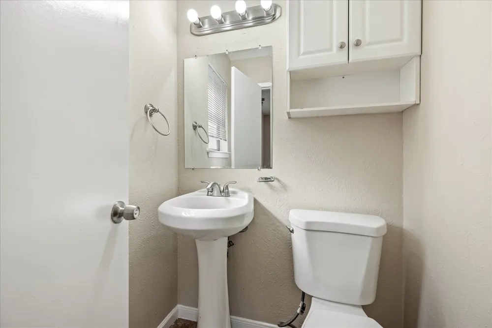 5945 Jackie Terrace Watauga, TX 76148