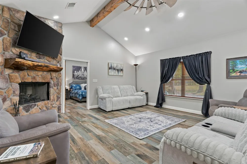 3374 Fm 1652 Grand Saline, TX 75140