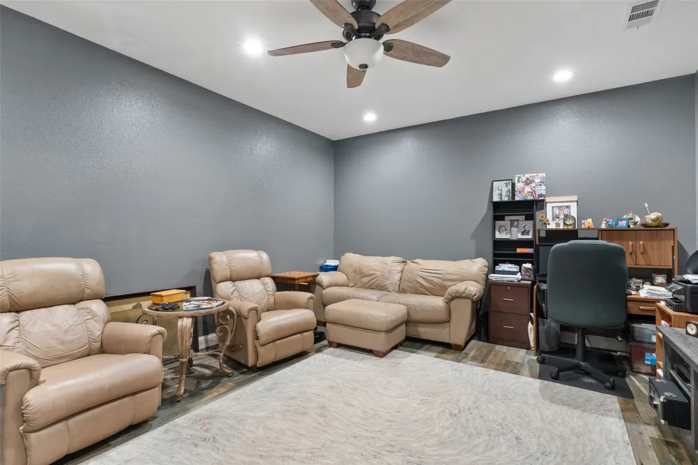 3374 Fm 1652 Grand Saline, TX 75140