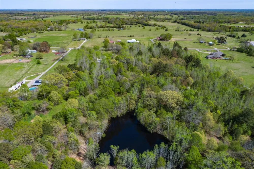 3374 Fm 1652 Grand Saline, TX 75140