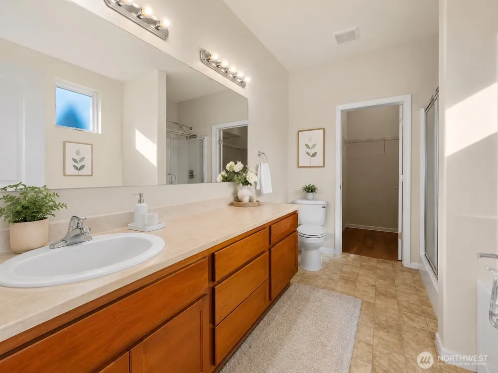 8504 Lackland Court NE Lacey, WA 98516