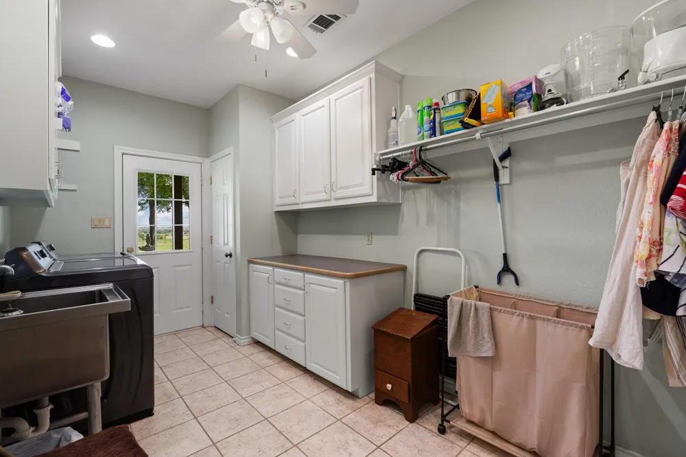 8648 County Road 1128 Godley, TX 76044