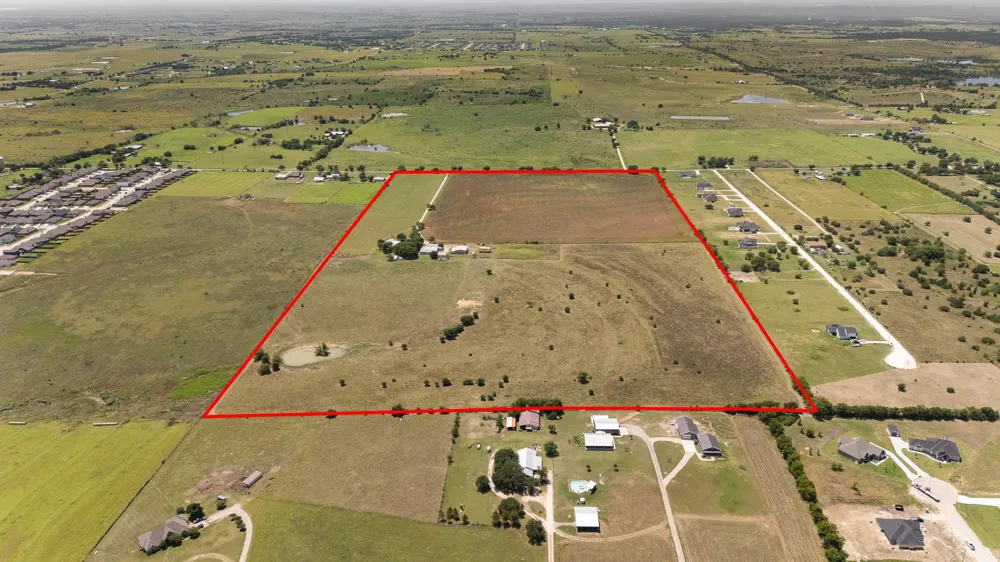 8648 County Road 1128 Godley, TX 76044