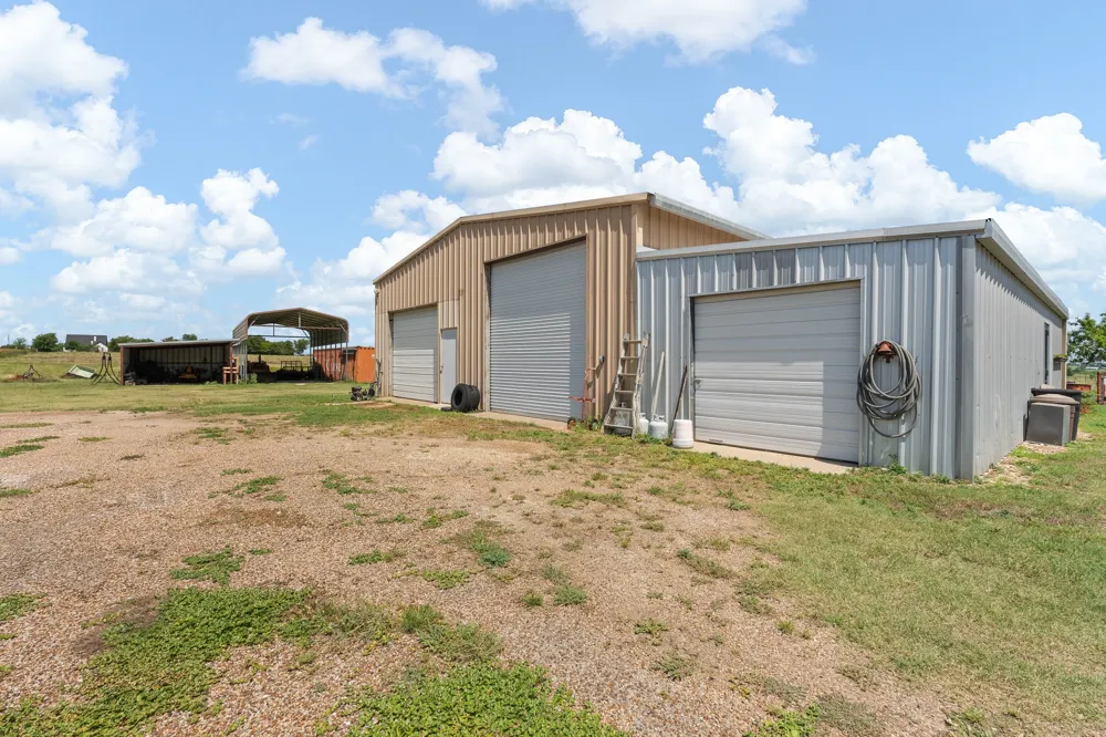 8648 County Road 1128 Godley, TX 76044