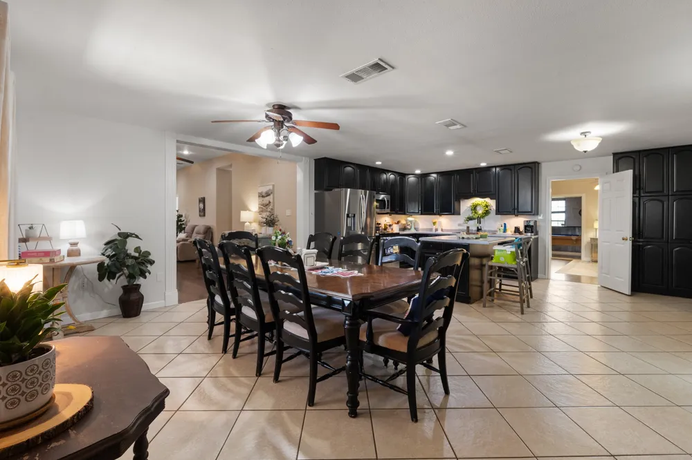 8648 County Road 1128 Godley, TX 76044