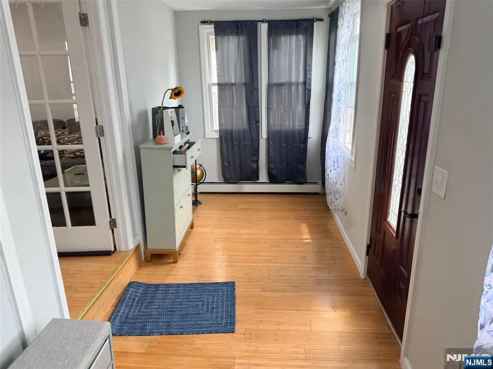 16 Wills Place Irvington, NJ 07111