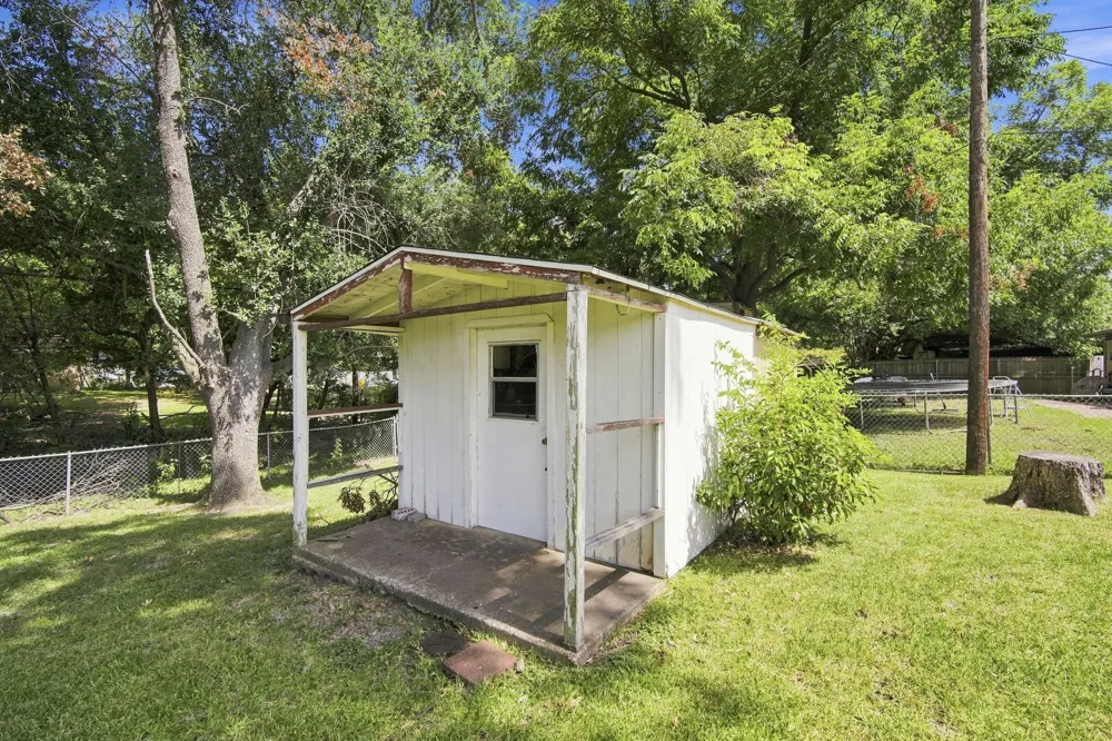 1420 Austin Drive Ennis, TX 75119