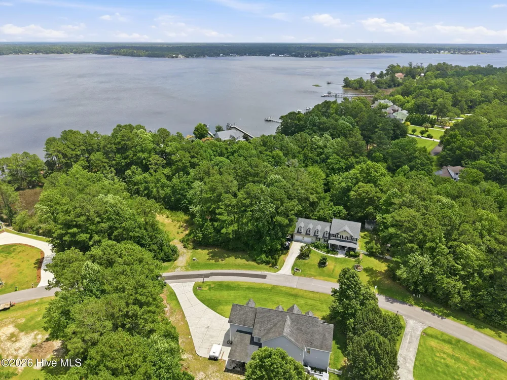 306 Limbaugh Lane Swansboro, NC 28584