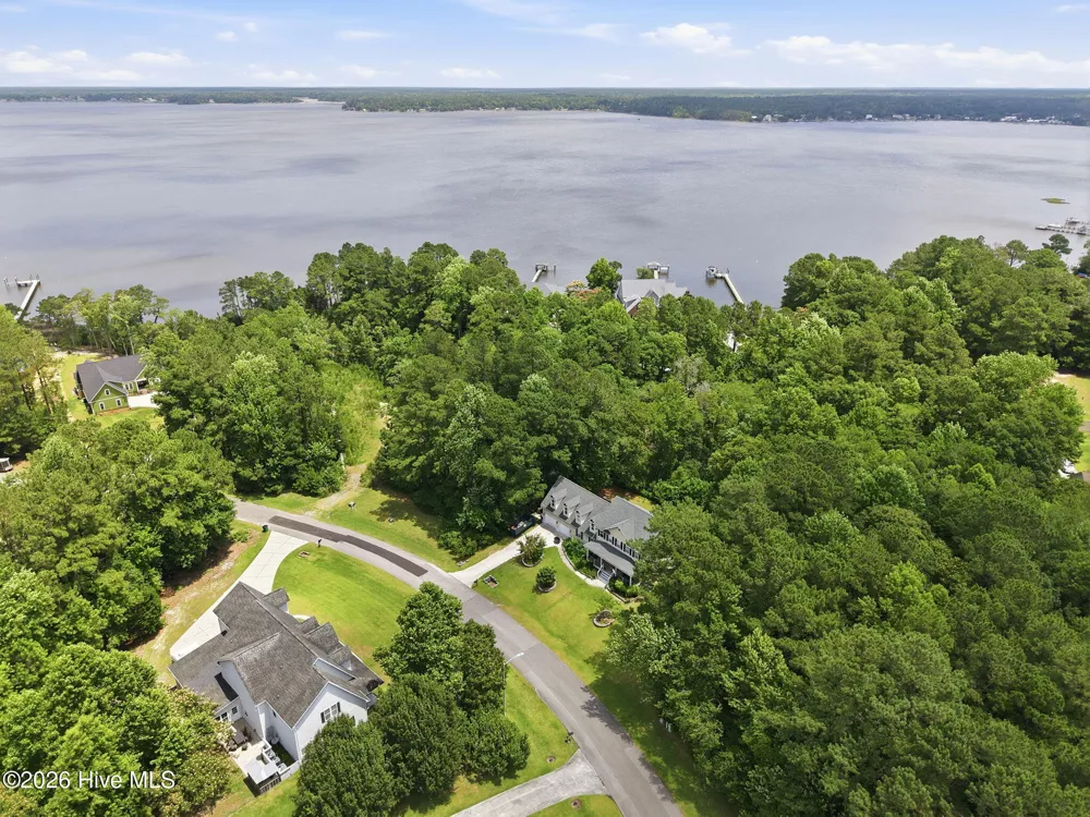 306 Limbaugh Lane Swansboro, NC 28584
