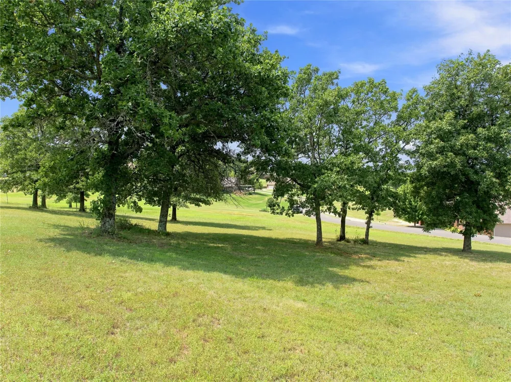 957 ROAD Vian, OK 74962