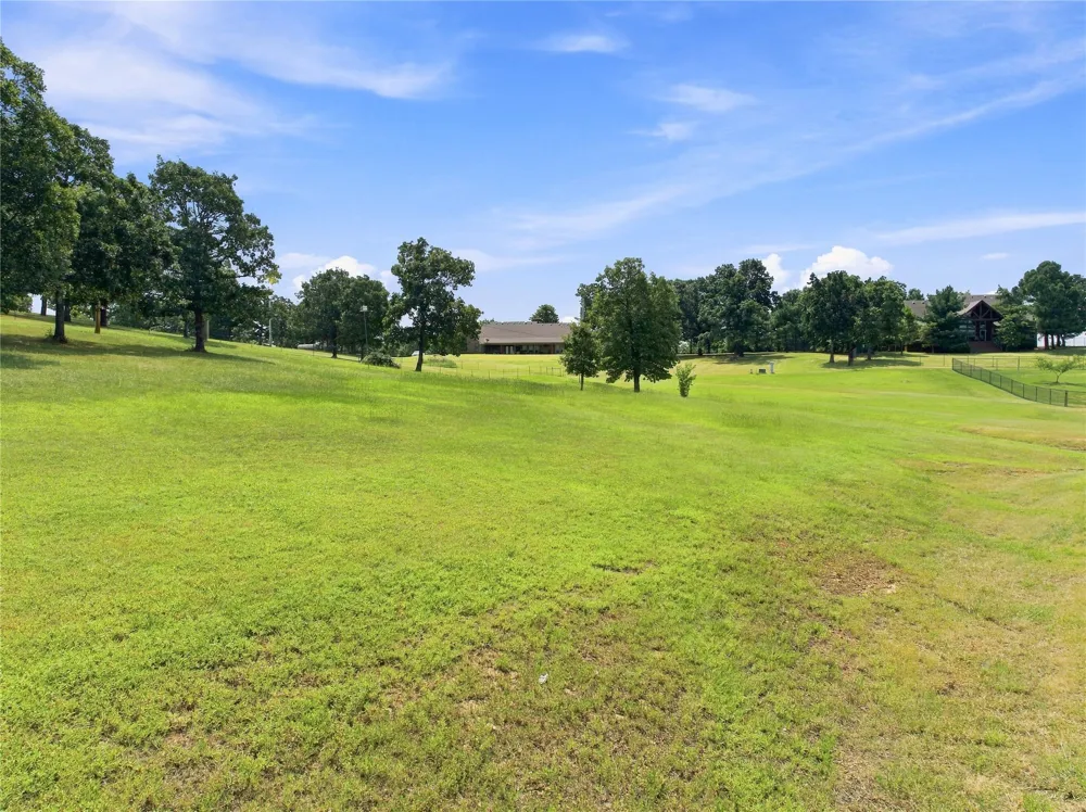 957 ROAD Vian, OK 74962