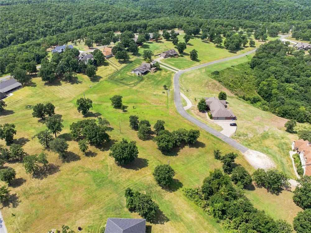 957 ROAD Vian, OK 74962