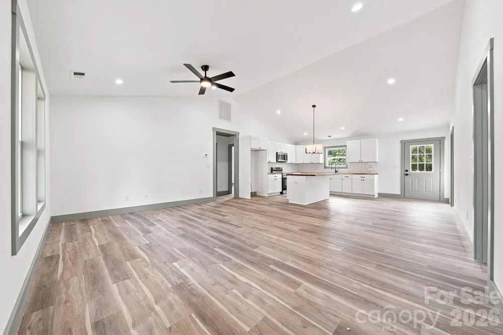 2945 Link Drive Granite Falls, NC 28630