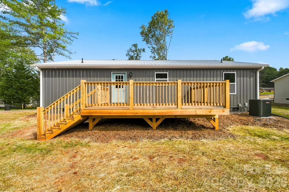 2945 Link Drive Granite Falls, NC 28630