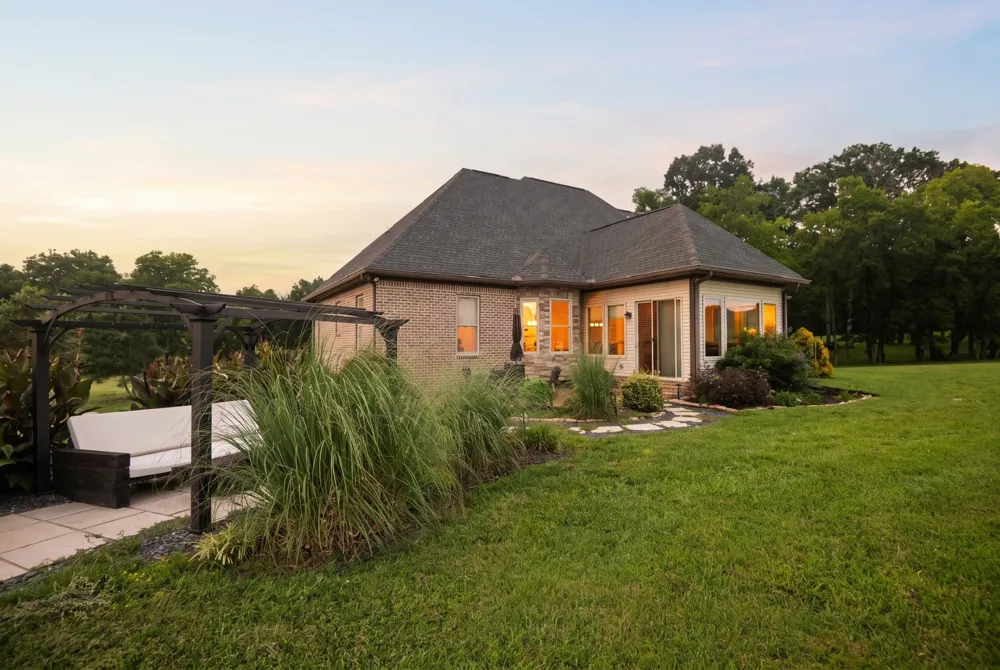 120 Wartrace Creek Rd Wartrace, TN 37183