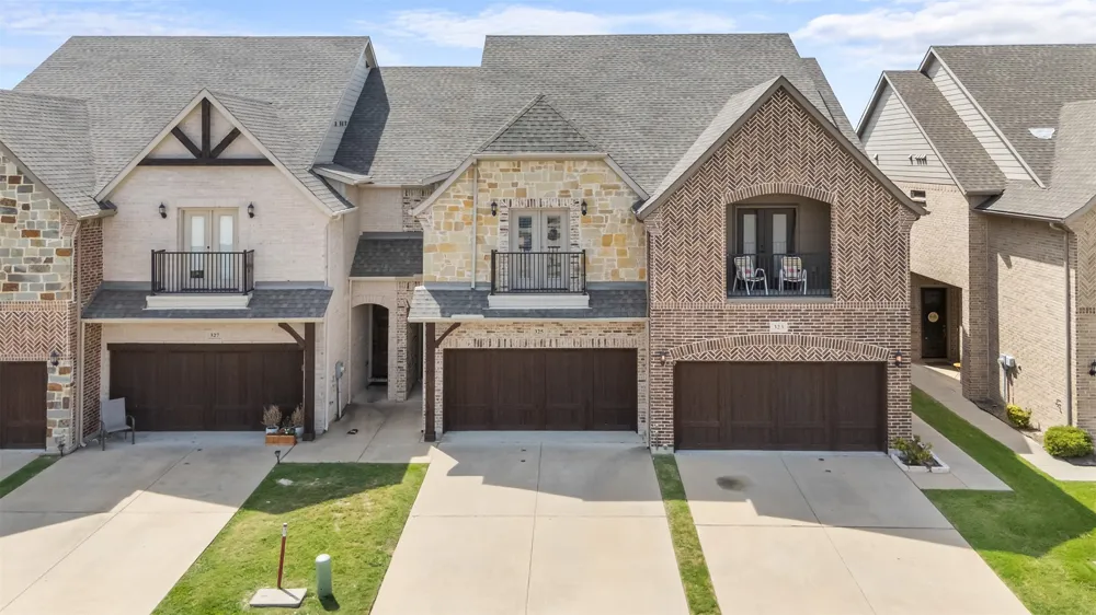325 Featherstone Trail Wylie, TX 75098