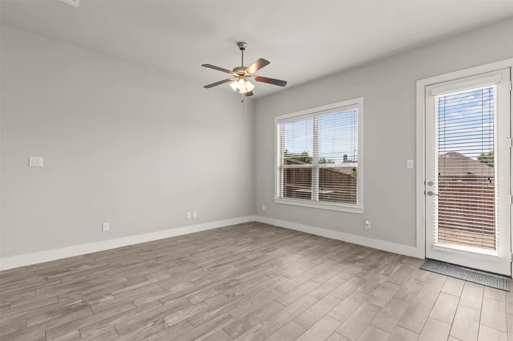 325 Featherstone Trail Wylie, TX 75098