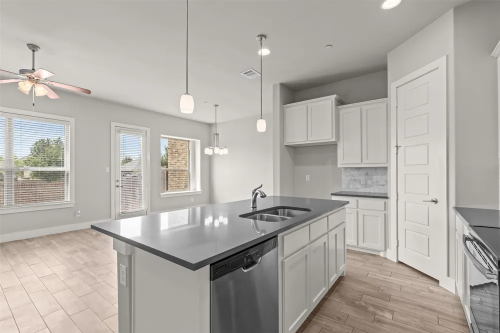 325 Featherstone Trail Wylie, TX 75098