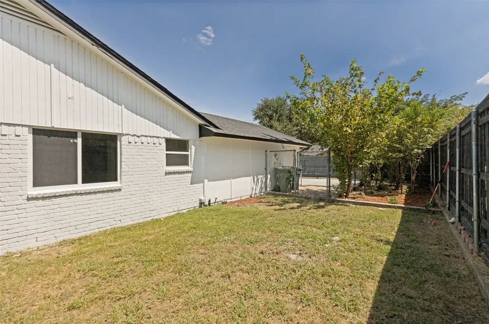 2150 Richwood Drive Garland, TX 75044