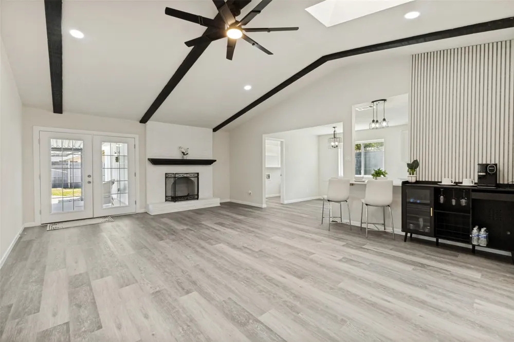 2150 Richwood Drive Garland, TX 75044