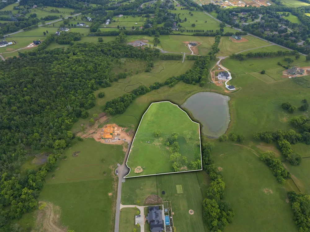 3009 Snowbird Ct Franklin, TN 37064