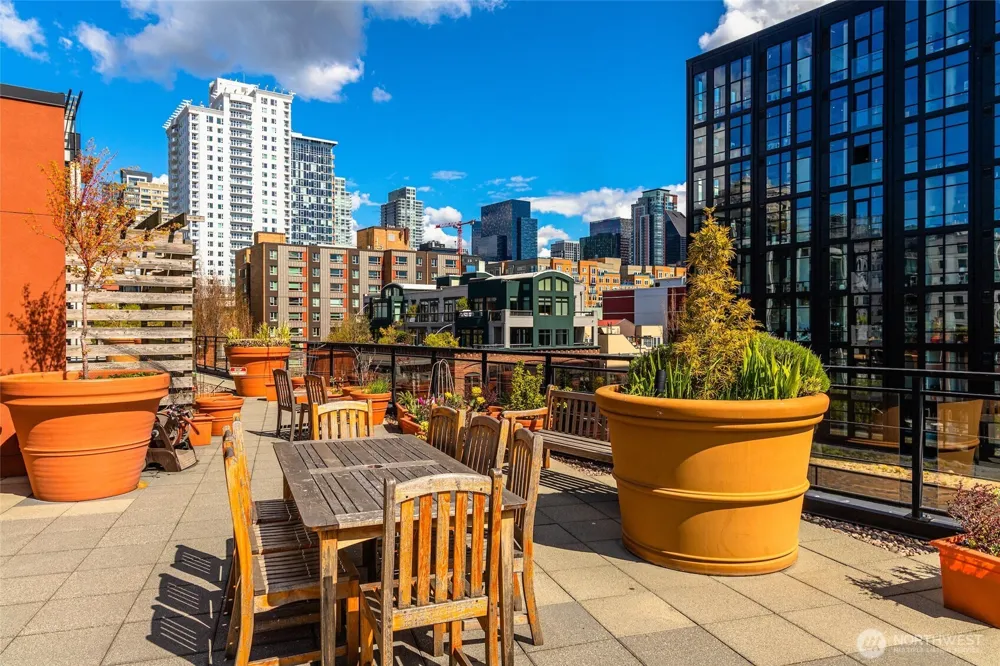 2607 Western Avenue #452 Seattle, WA 98121