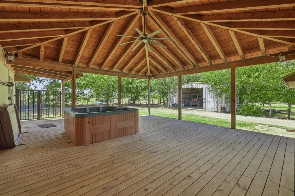 8766 Webb Road Ponder, TX 76259