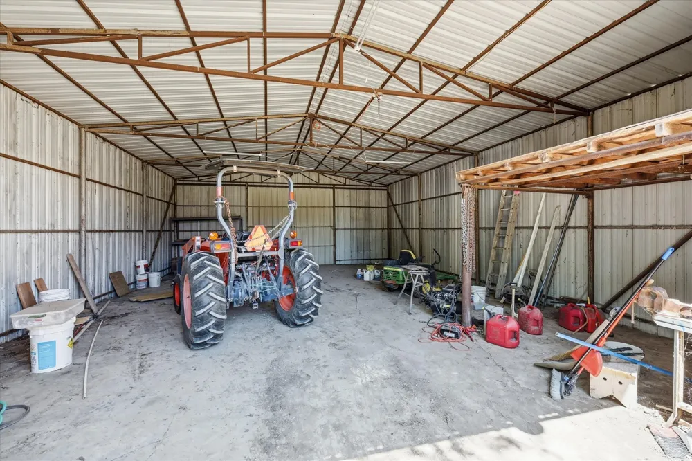 8766 Webb Road Ponder, TX 76259