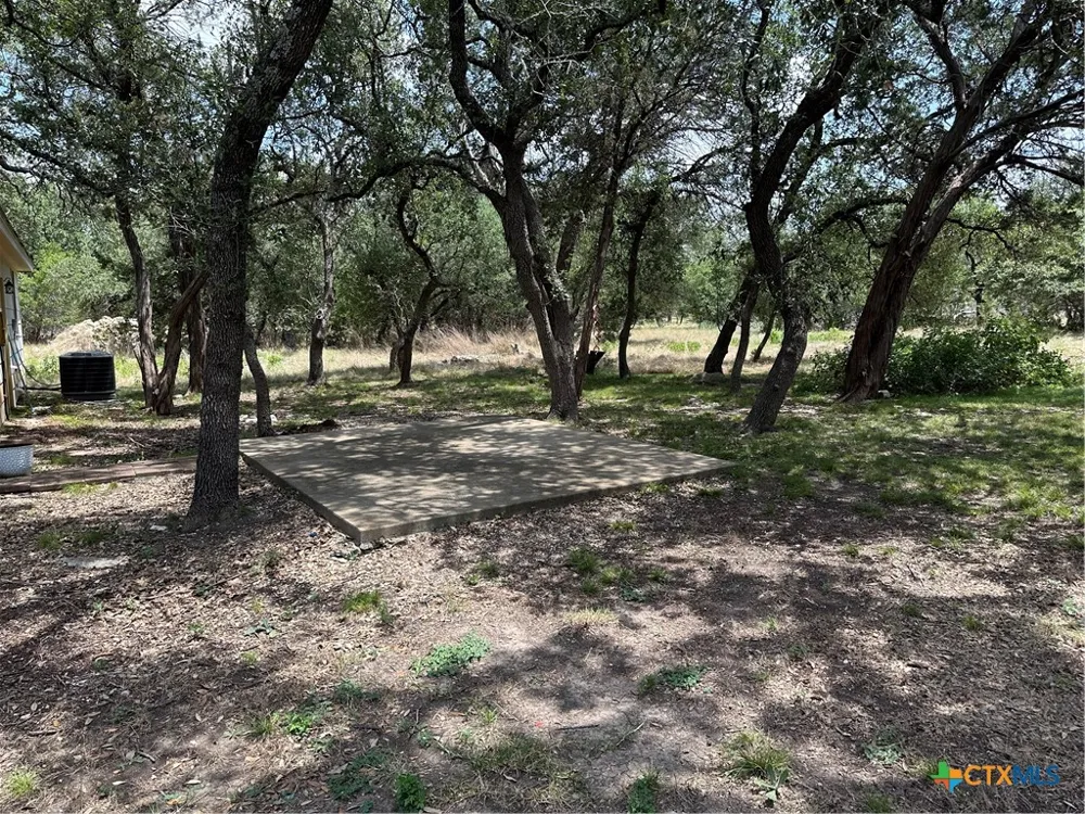 8221 Mountain Drive Salado, TX 76571