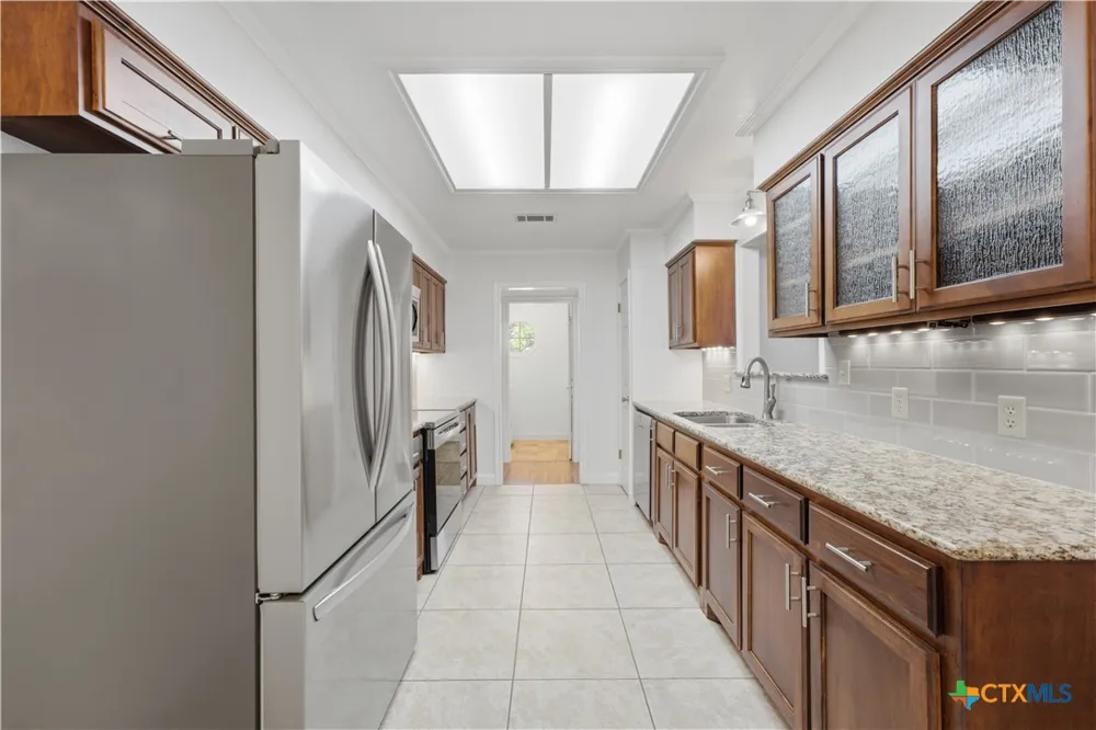 8221 Mountain Drive Salado, TX 76571