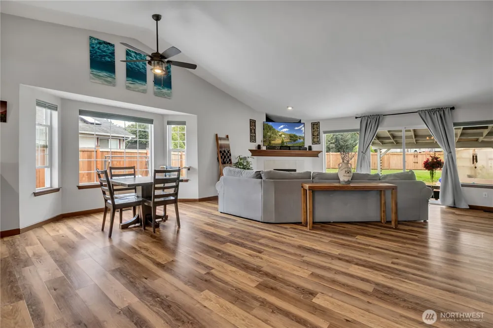 20922 112th Avenue E Graham, WA 98338