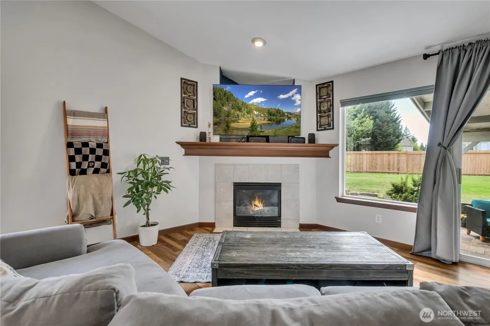 20922 112th Avenue E Graham, WA 98338