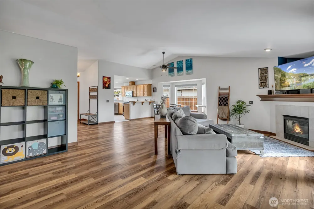 20922 112th Avenue E Graham, WA 98338