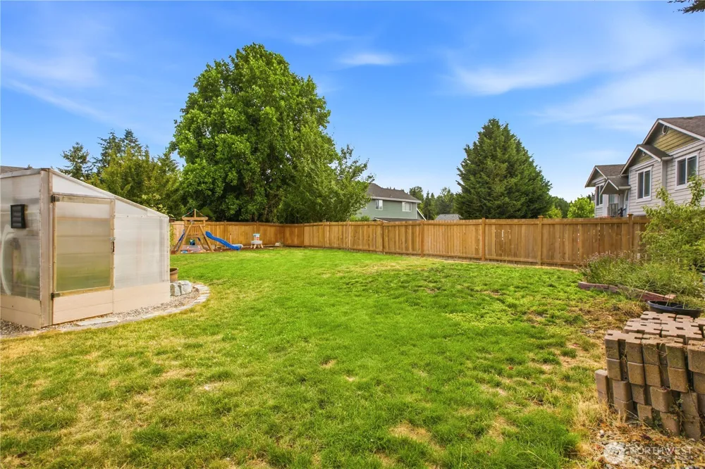 20922 112th Avenue E Graham, WA 98338