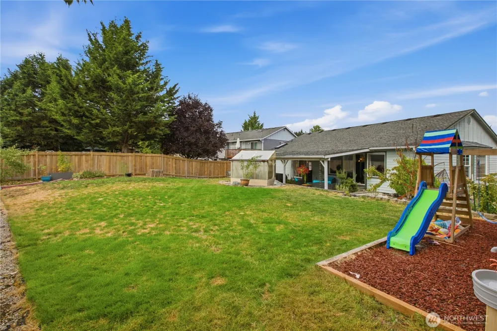 20922 112th Avenue E Graham, WA 98338