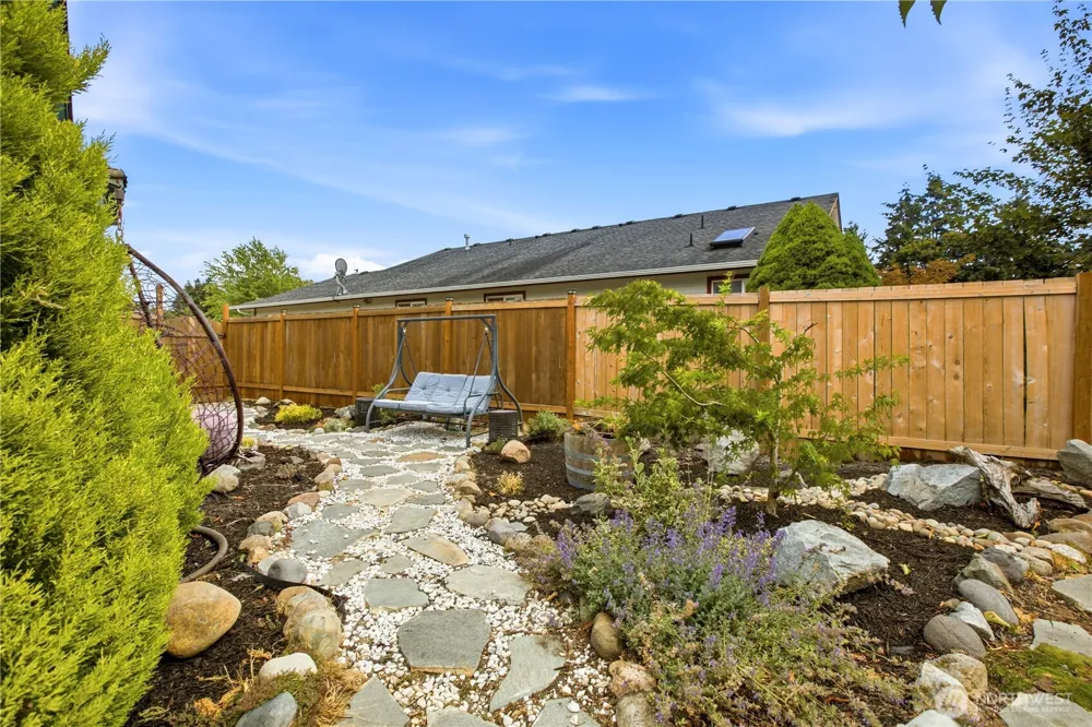 20922 112th Avenue E Graham, WA 98338