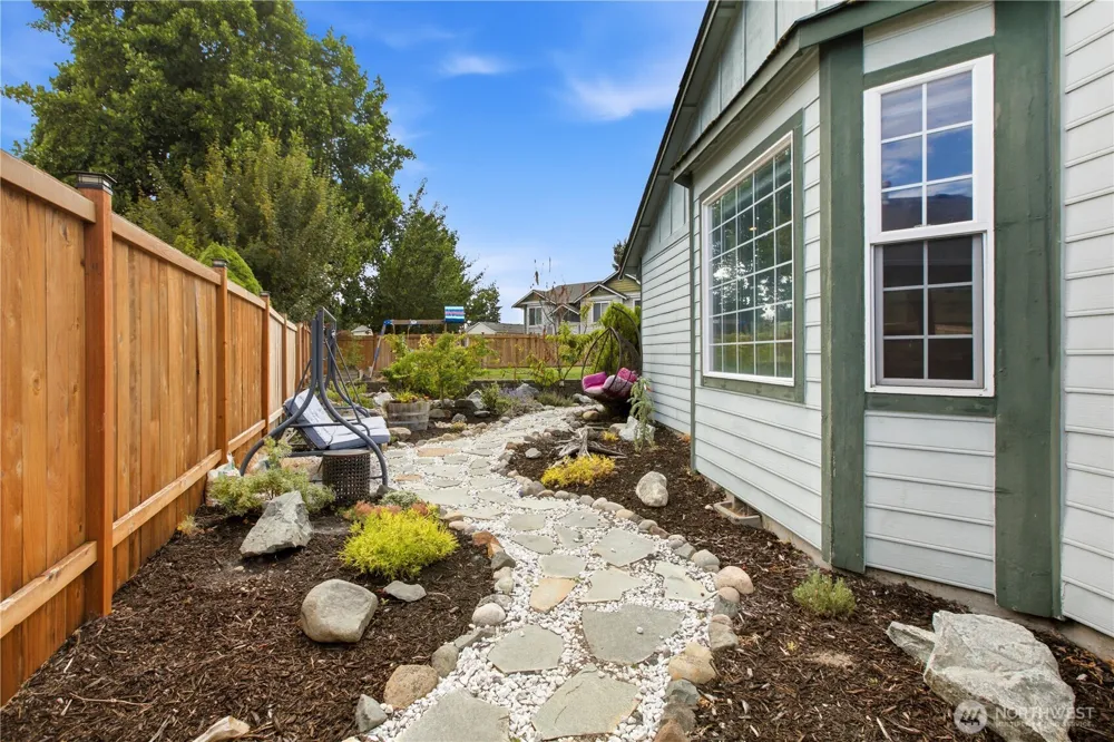20922 112th Avenue E Graham, WA 98338