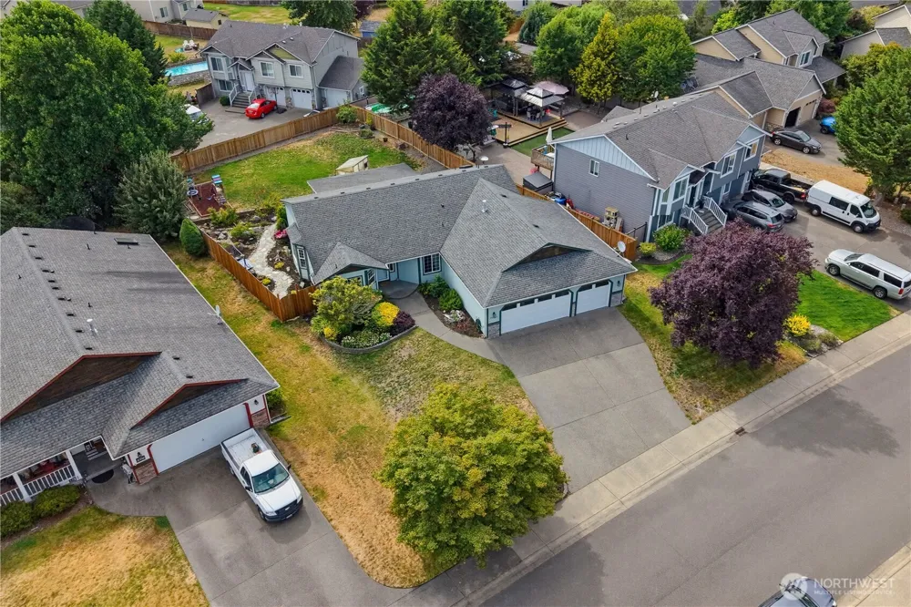 20922 112th Avenue E Graham, WA 98338