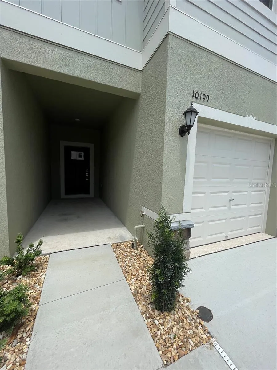 10199 TRUMPET HONEYSUCKLE WAY San Antonio, FL 33576